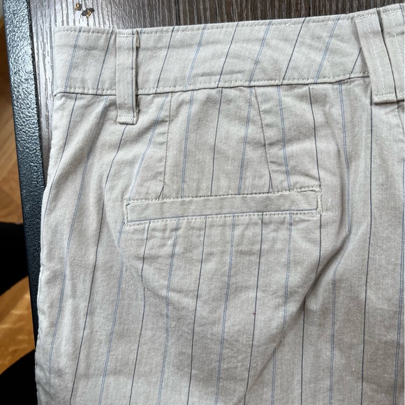 2/$15 Lee 16P just below the waist khaki pinstripe bermuda shorts cotton blend - Picture 5 of 8